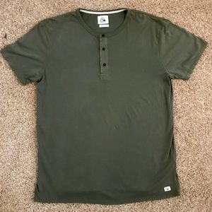 Quiksilver Men’s Shirt - “Runaround Henley Tee”